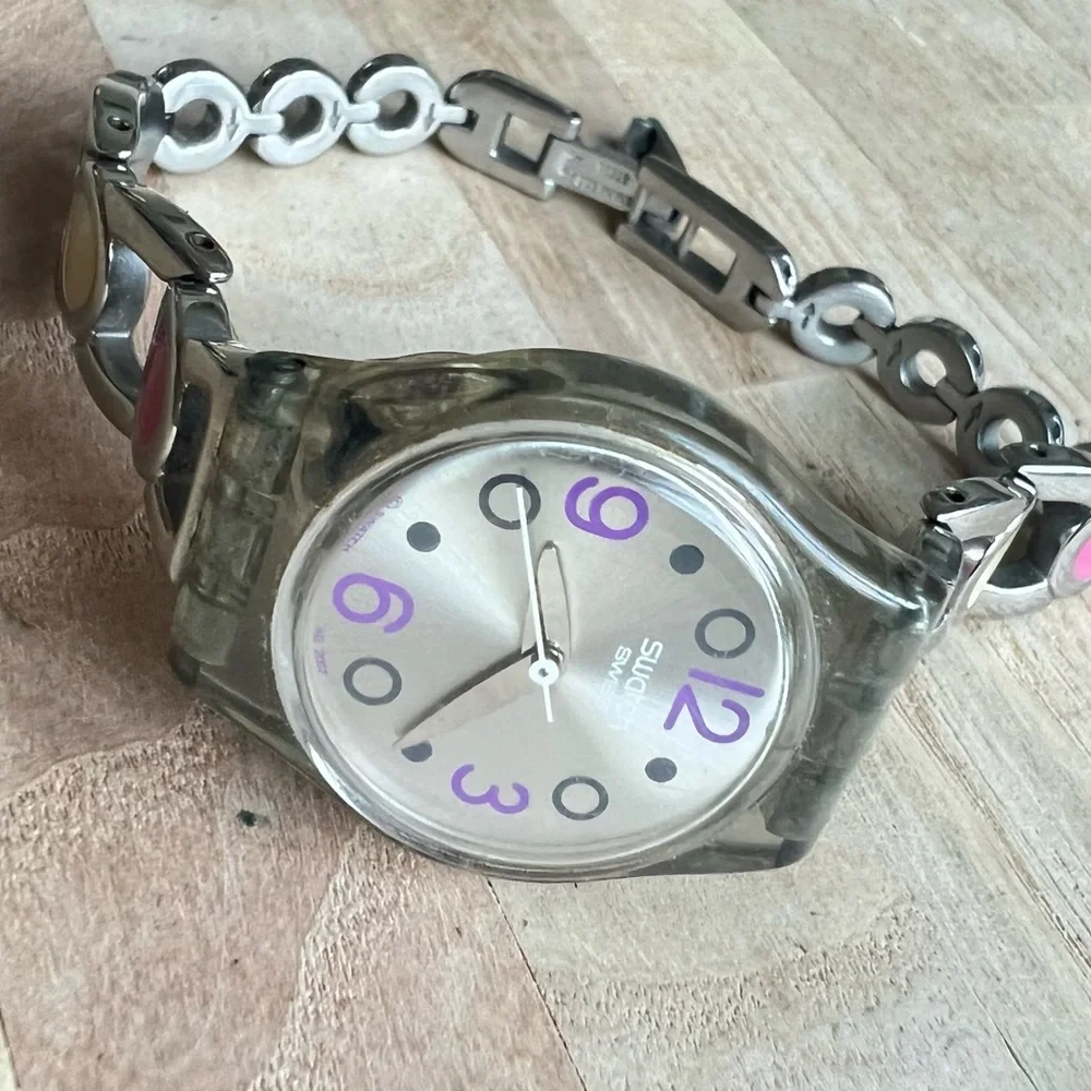 Swatch ladies watch pop art pink and cream bracelet NEW BATTERY
